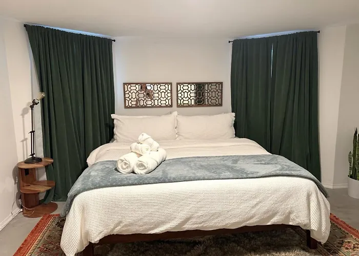 Stunning 3 Bedrooms 2 Bathrooms Getaway Chicago! Apartment Chicago